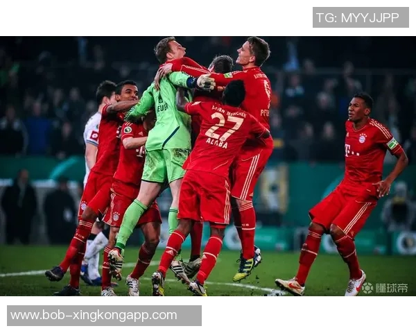 拜仁祝希斯菲尔德77岁生日快乐功勋主帅带队夺14冠成就辉煌历史