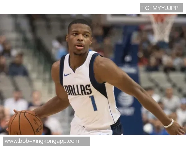 雄鹿G联赛球队裁掉17年乐透秀小丹尼斯史密斯引发关注